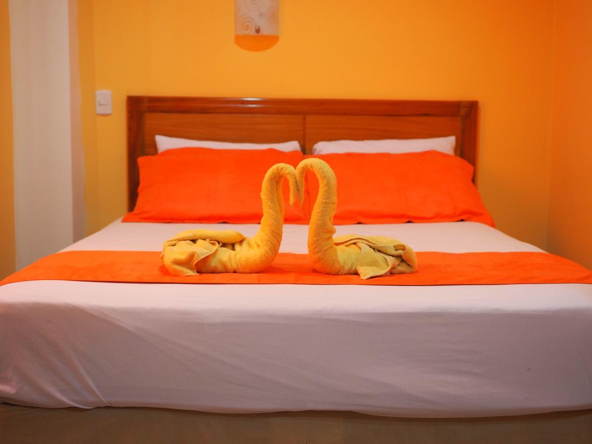 Hostal Espana Puerto Ayora  Ngoại thất bức ảnh